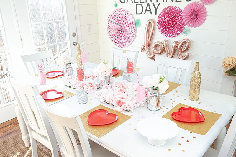 갤런타인 데이 장식 아이디어
(Galentine’s Day Decoration Ideas)