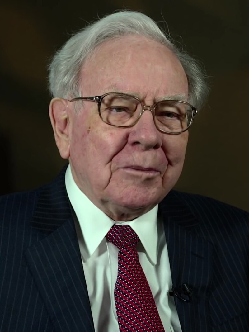 Warren Buffett은 Berksshire Hathaway 전무 이사로서 Greg Abel의 이름으로 상속인으로서 물러났습니다.