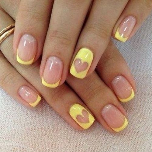 옐로우 발렌타인 네일: 사랑스러운 손끝
(Yellow Valentine Nails: Lovely Fingertips)