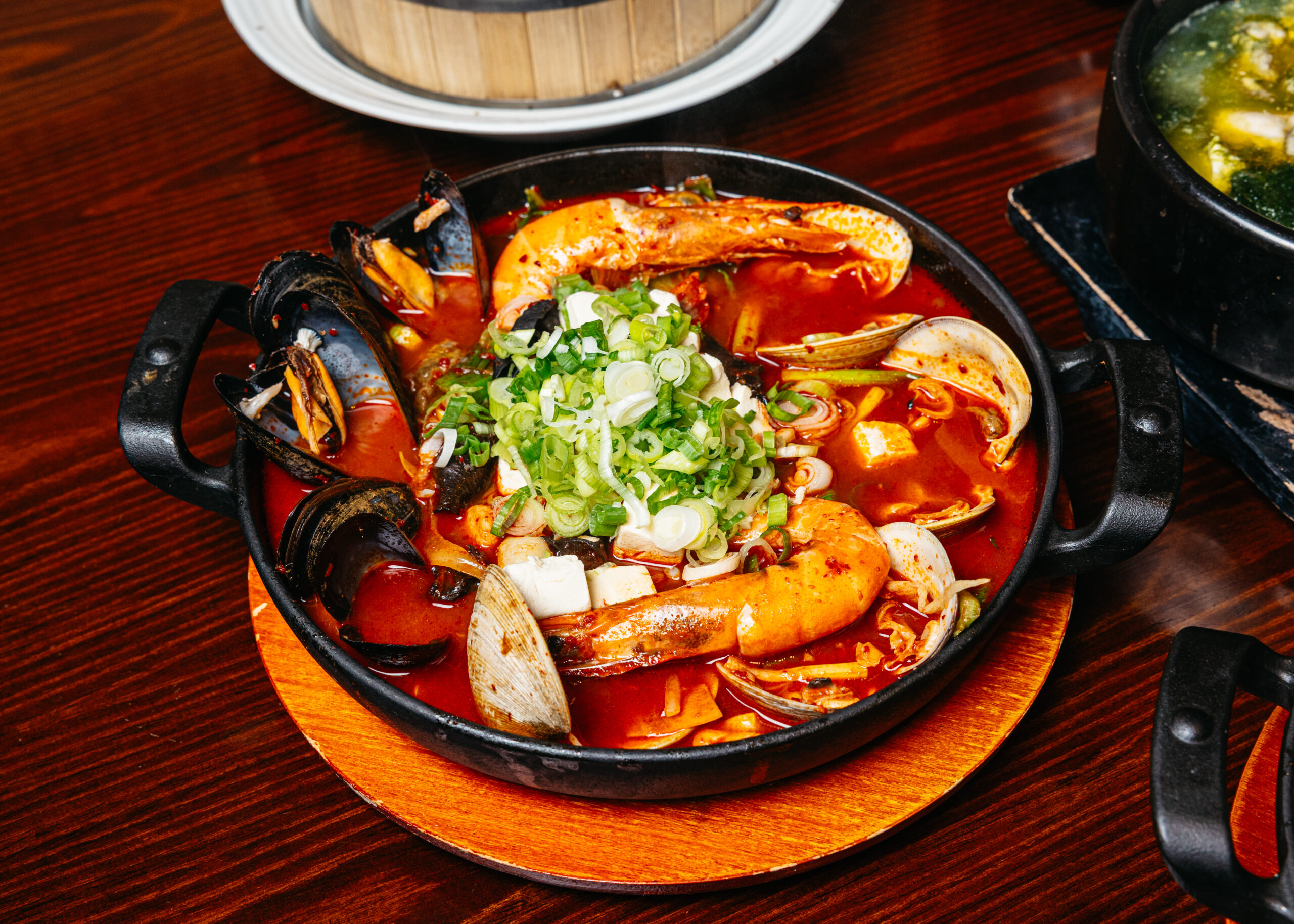 1st Avenue 최고의 한국 음식 맛집
(1st Avenue Best Korean Food Restaurant)