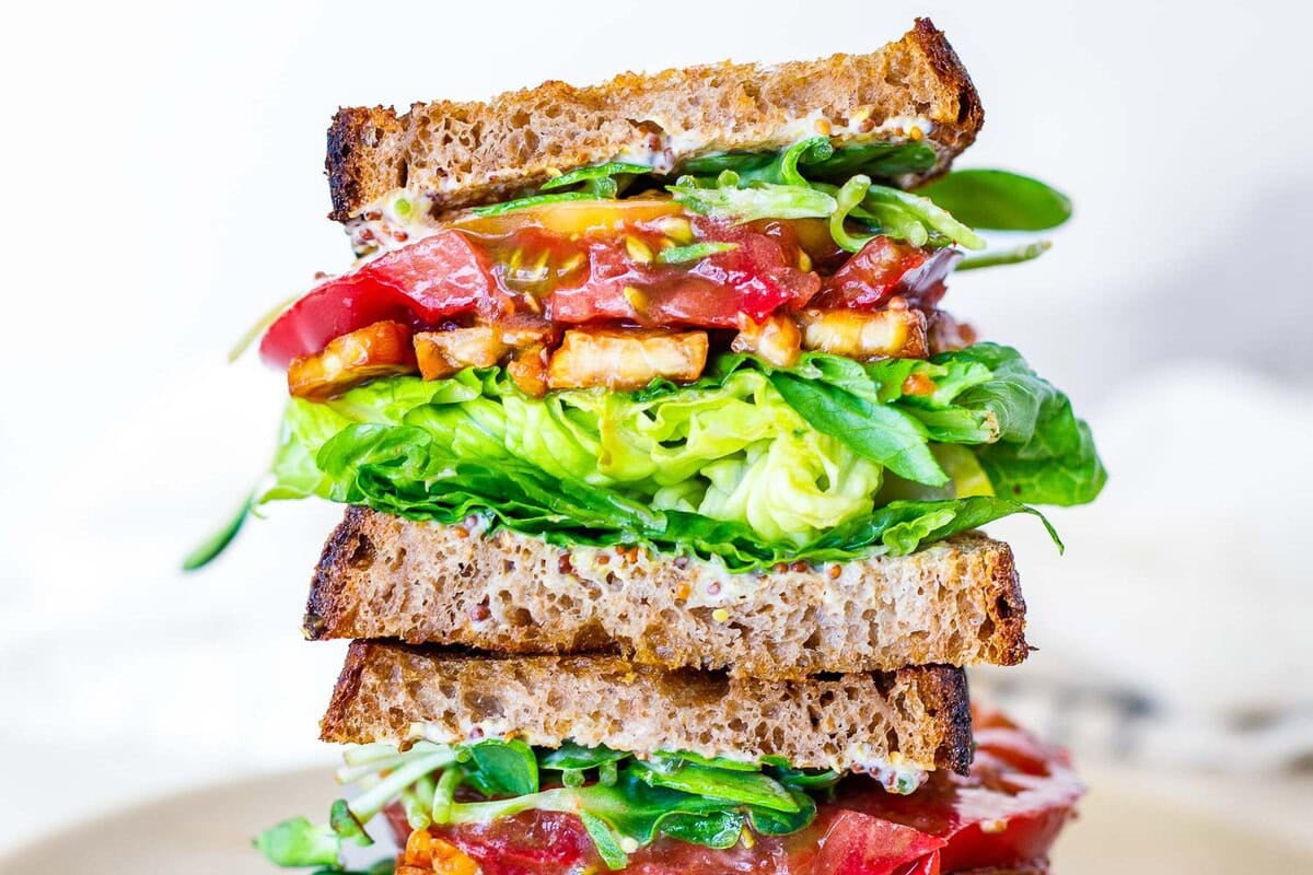 맛있는 비건 채식 BLT 샌드위치 레시피