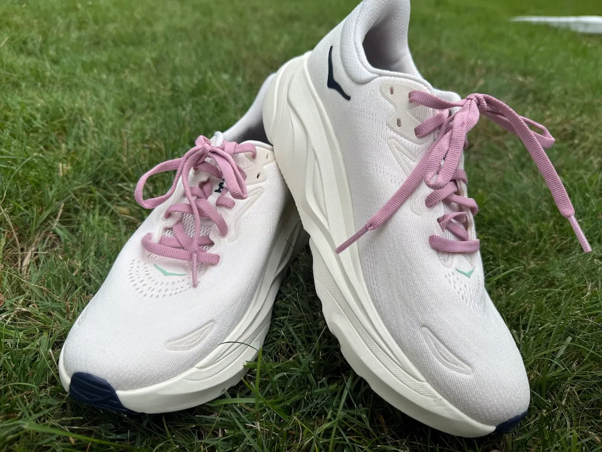Hoka Arahi 8 : 고급 안내가있는 안정성 신발보기