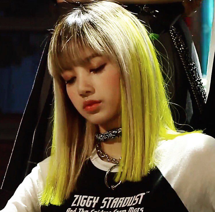 옐로우 한국 헤어 트렌드 스타일 가이드
(Yellow Korean Hair Trend Style Guide)