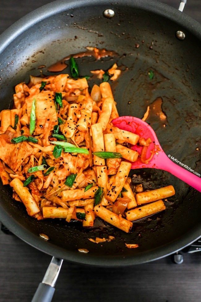 초간단 레시피 아이디어: 뚝딱 요리 꿀팁
(Cho-gandan recipe ideas: Ttuktak yori kkultip)

Translation: Super simple recipe ideas: Quick cooking tips