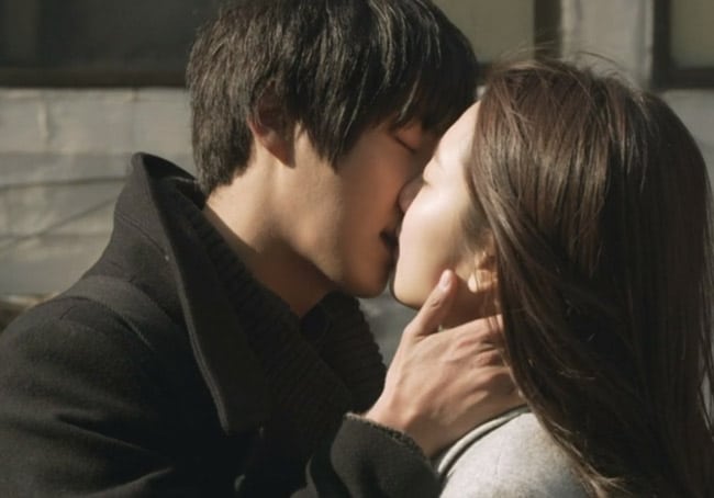 한국 데이트 키스 경험 후기
(Korea dating kiss experience stories)