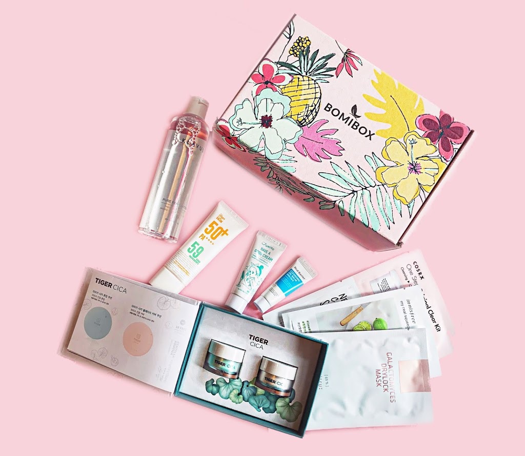 한국 화장품 월간 박스 최고의 선택
(Korean makeup monthly box best choice)