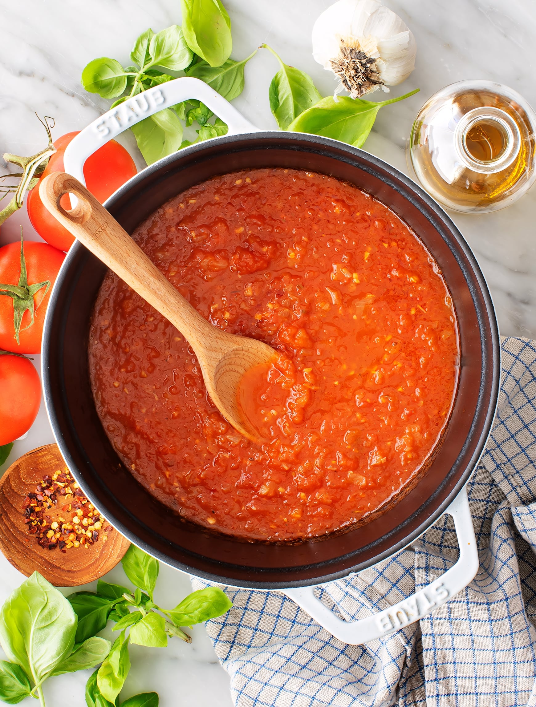 토마토 소스를위한 신선한 레시피 – 사랑과 레몬