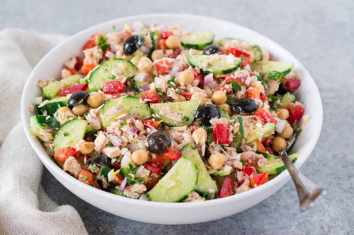 지중해식 참치 샐러드(빠르고 건강함)