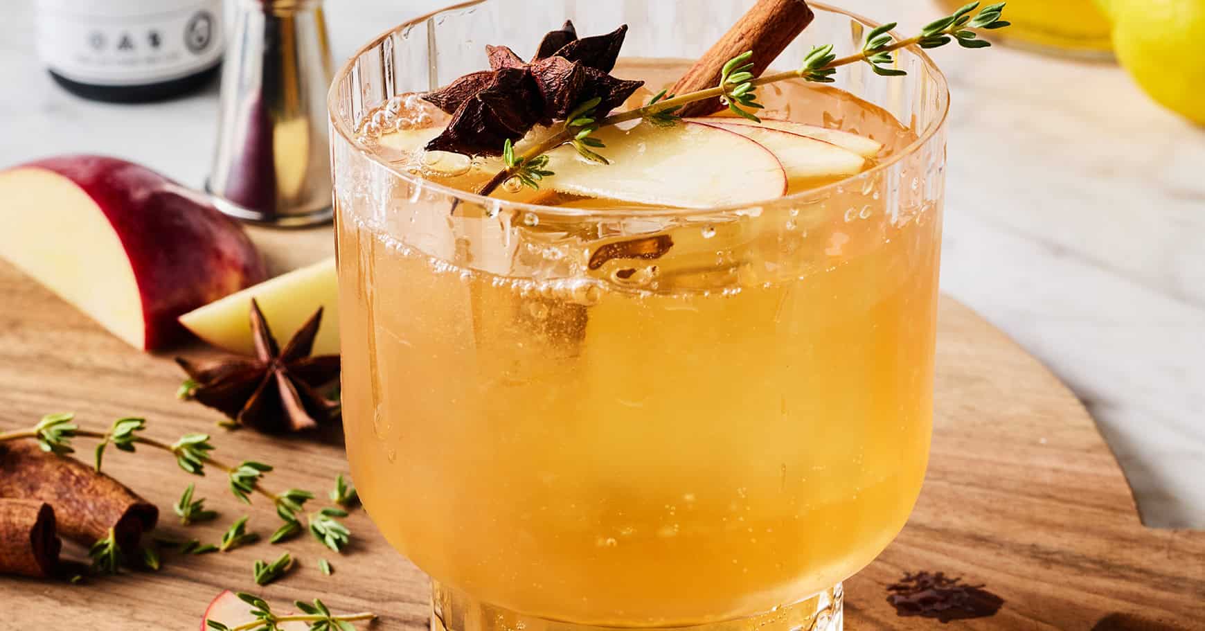 애플 사이다 칵테일 레시피 – 사랑과 레몬