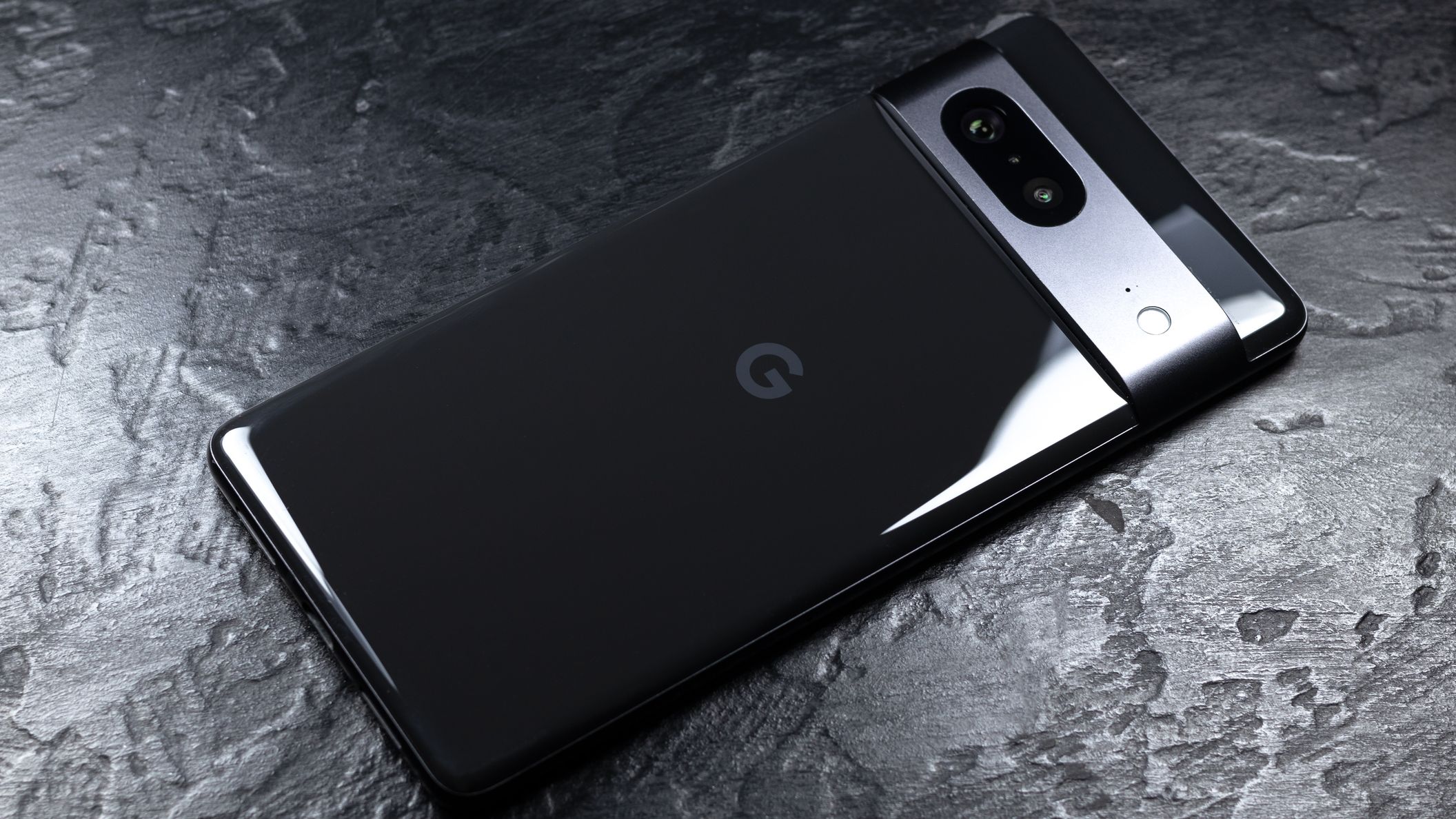 새로운 ‘Pixnapping’ 공격으로 해커가 몇 초 만에 Android 채팅, 2FA 코드를 훔칠 수 있습니다.