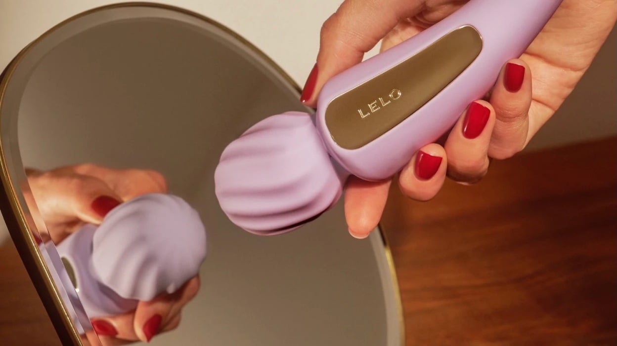 Lelo 스위치 검토: 더블 엔드 바이브레이터