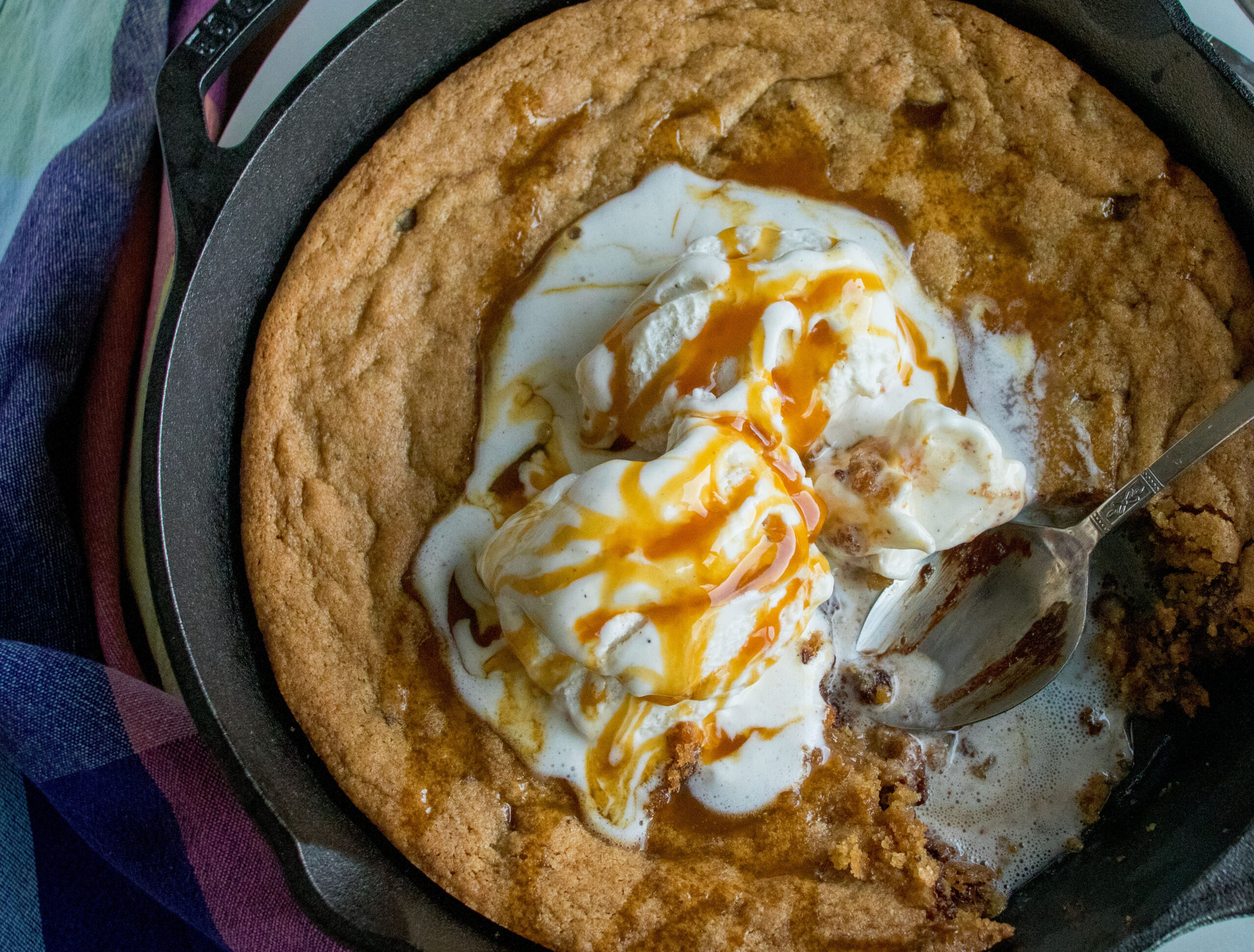 땅콩버터가 들어간 초콜릿 칩 쿠키